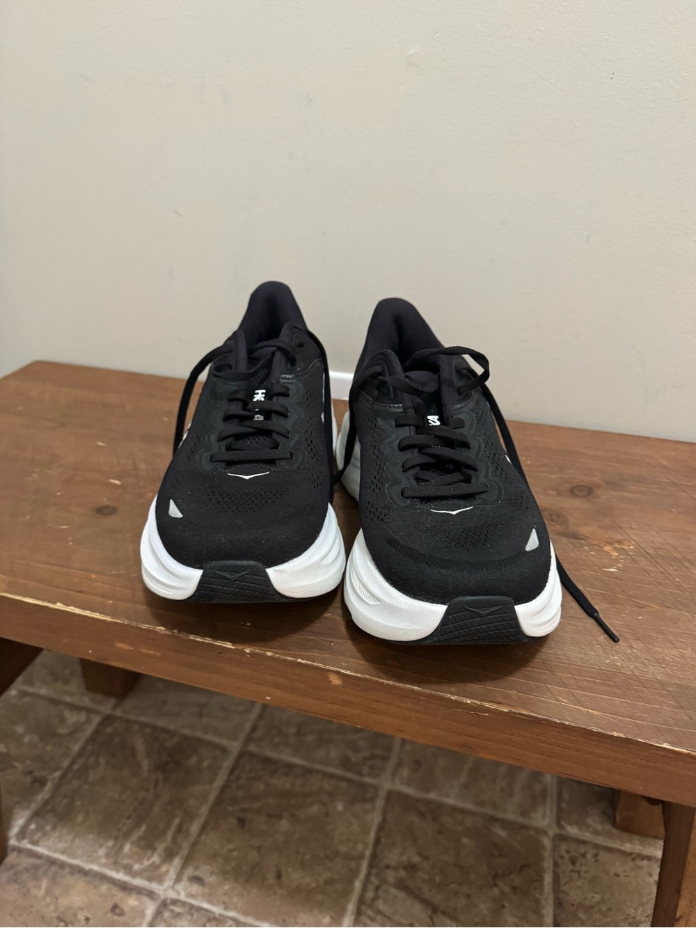 HOKA Bondi Women’s Sneakers Size 10 - Picture 7 of 8